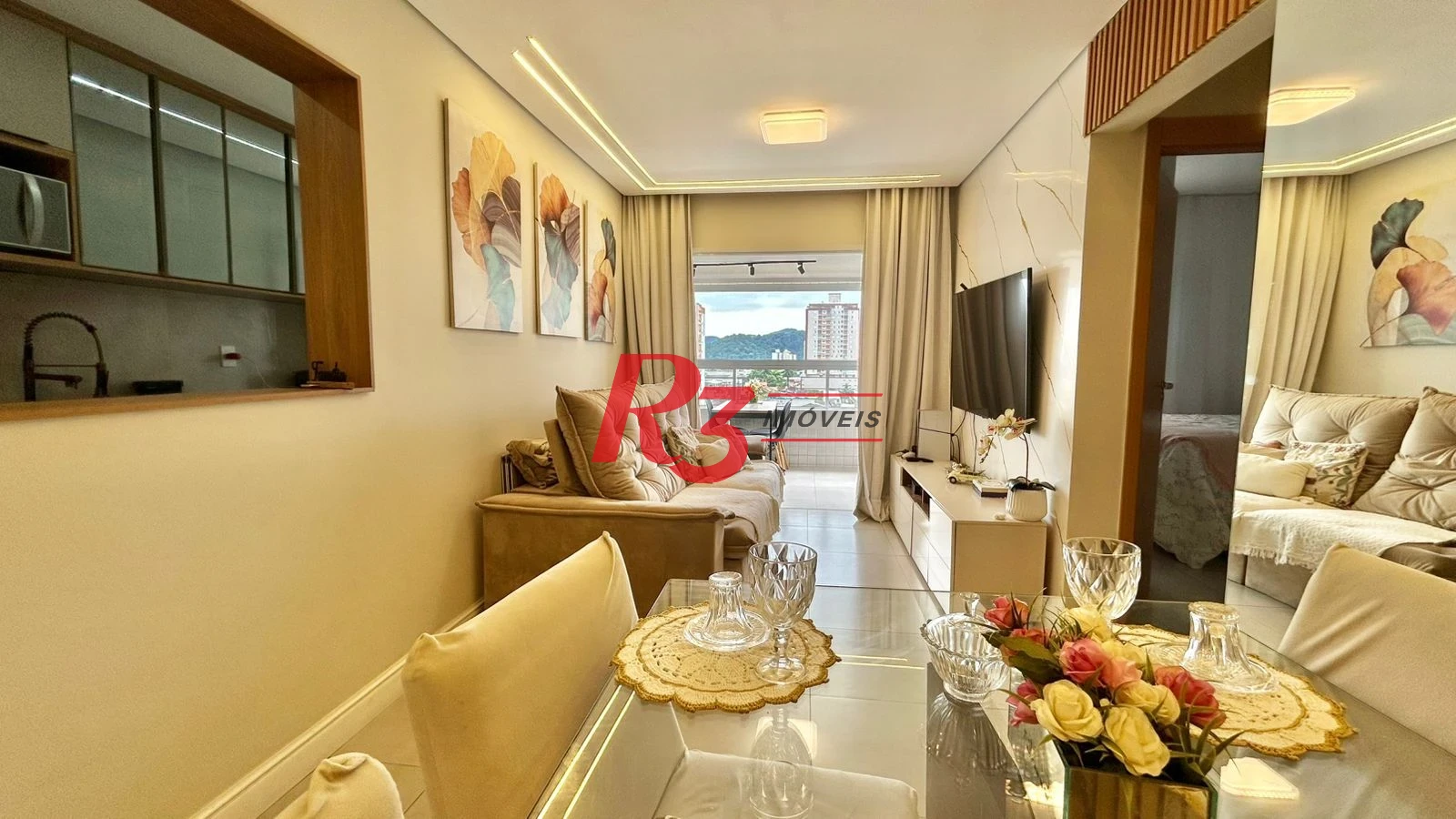 Apartamento com 2 dormitórios à venda, 69 m² por R$ 499.000,00 - Vila Guilhermina - Praia Grande/SP