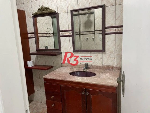 Sobrado para alugar, 200 m² por R$ 12.000,00/mês - José Menino - Santos/SP