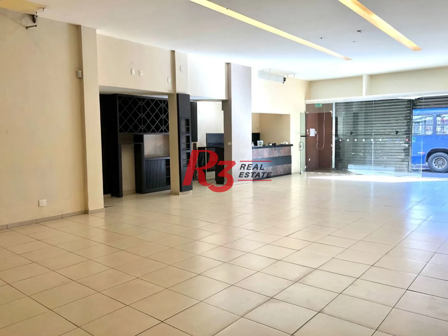 Loja, 384 m² - venda por R$ 1.500.000,00 ou aluguel por R$ 10.200,00/mês - Centro - Santos/SP