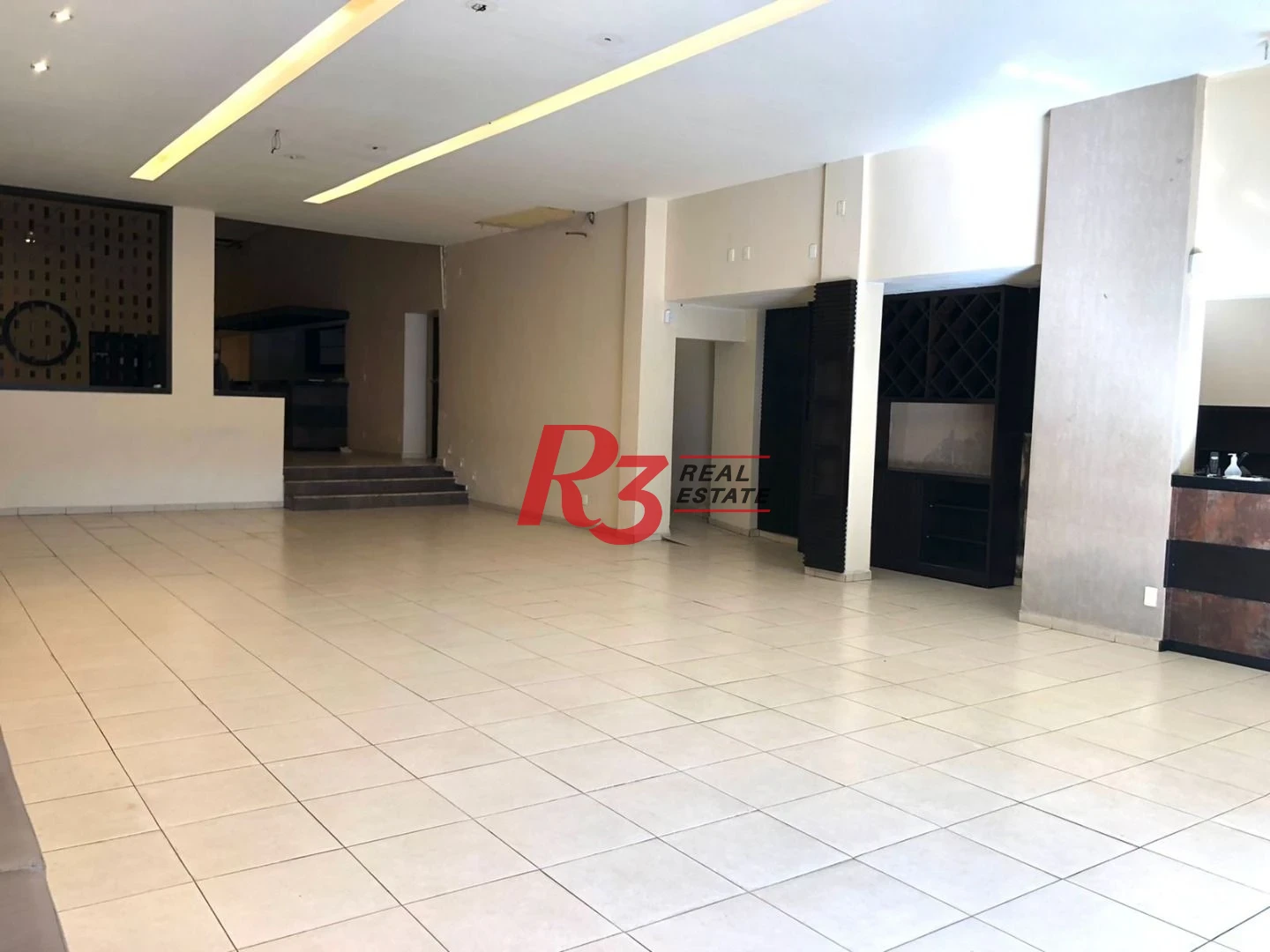 Loja, 384 m² - venda por R$ 1.500.000,00 ou aluguel por R$ 10.200,00/mês - Centro - Santos/SP