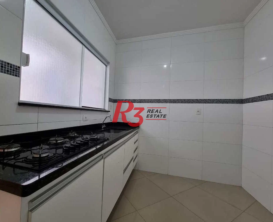 Sobrado à venda, 110 m² por R$ 650.000,00 - José Menino - Santos/SP