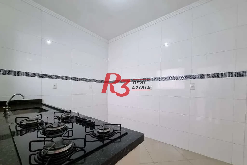 Sobrado à venda, 110 m² por R$ 650.000,00 - José Menino - Santos/SP