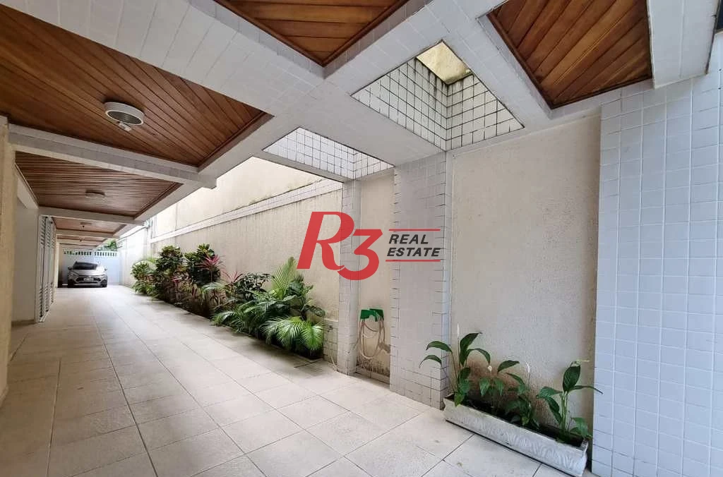 Sobrado à venda, 110 m² por R$ 650.000,00 - José Menino - Santos/SP