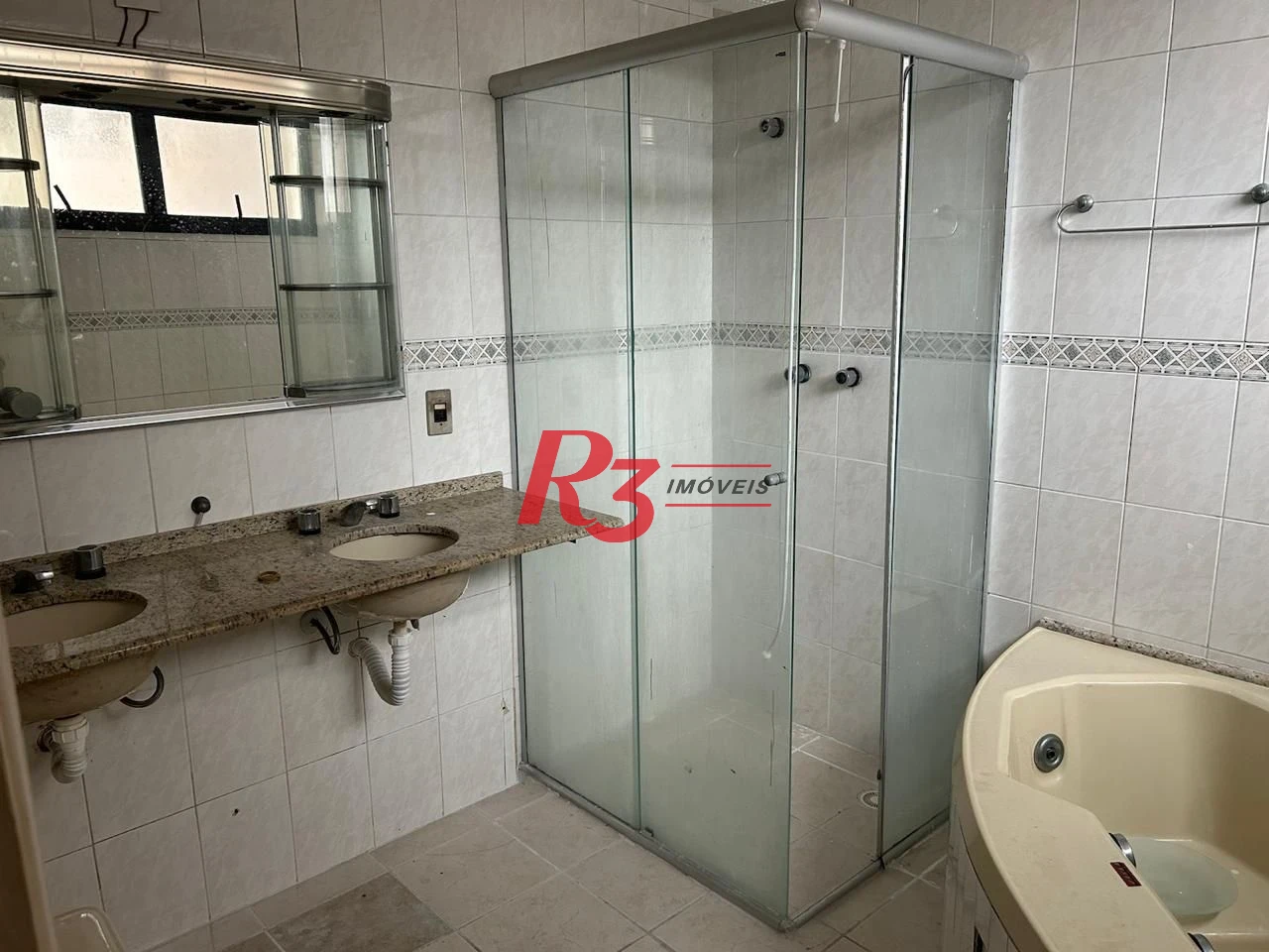 Apartamento com 3 dormitórios à venda, 188 m² - Gonzaga - Santos/SP