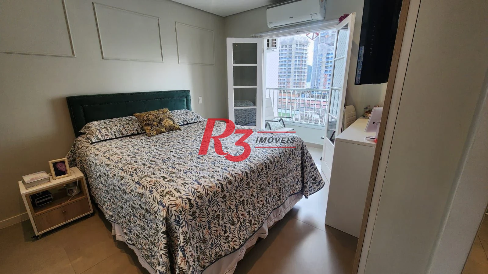 Apartamento com 2 dormitórios à venda, 102 m² por R$ 875.000,00 - Ponta da Praia - Santos/SP