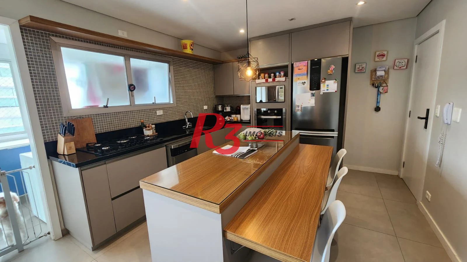 Apartamento com 2 dormitórios à venda, 102 m² por R$ 875.000,00 - Ponta da Praia - Santos/SP