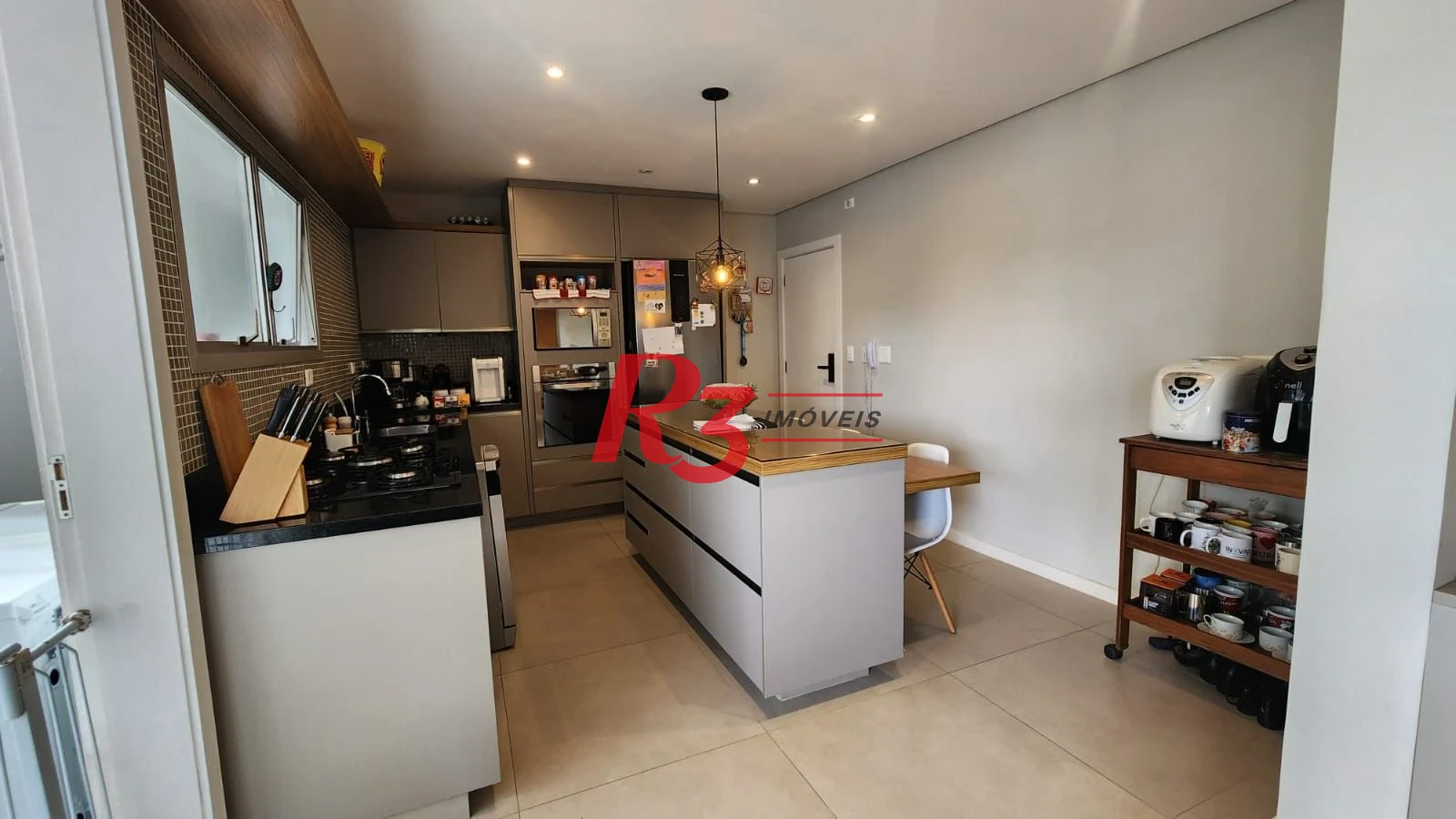 Apartamento com 2 dormitórios à venda, 102 m² por R$ 875.000,00 - Ponta da Praia - Santos/SP