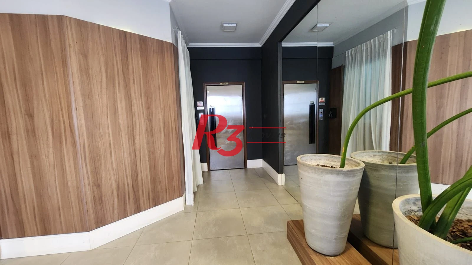 Apartamento com 2 dormitórios à venda, 102 m² por R$ 875.000,00 - Ponta da Praia - Santos/SP