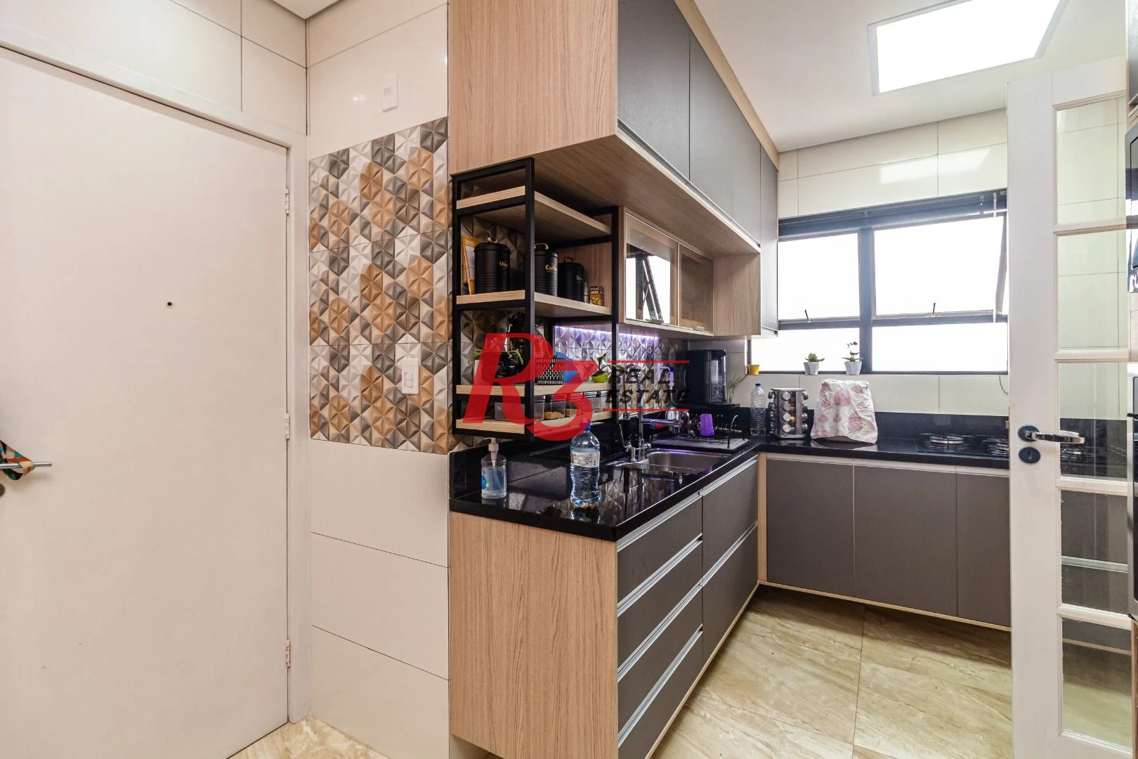 Apartamento à venda, 92 m² por R$ 600.000,00 - Ponta da Praia - Santos/SP