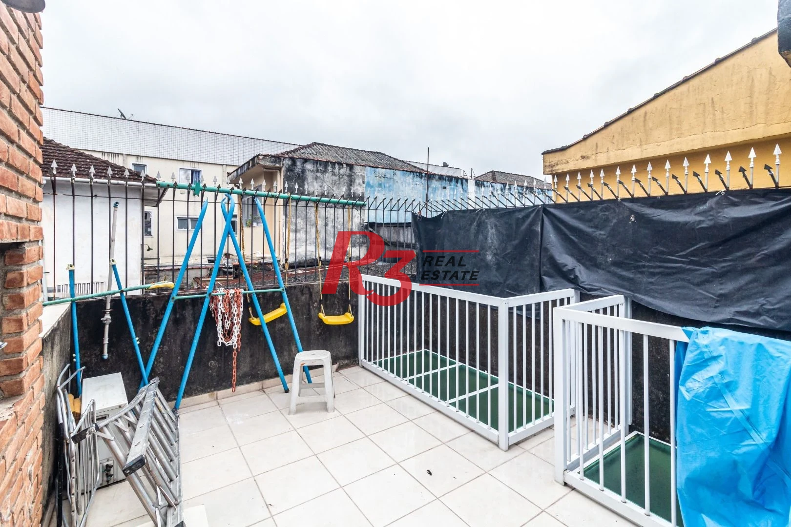 Sobrado à venda, 139 m² por R$ 777.000,00 - Marapé - Santos/SP