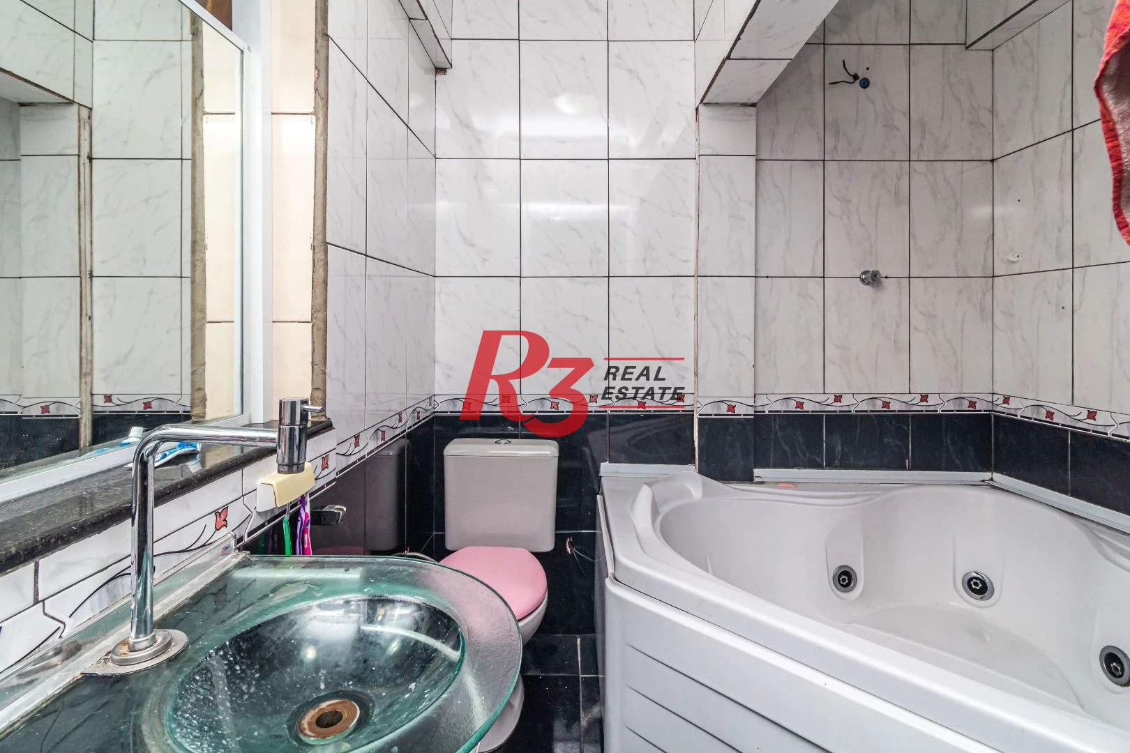 Sobrado à venda, 139 m² por R$ 777.000,00 - Marapé - Santos/SP