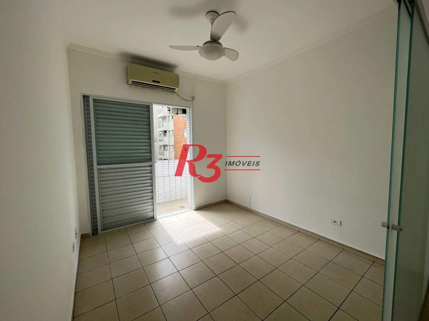 Apartamento com 1 dormitório à venda, 47 m² por R$ 360.000,00 - Gonzaga - Santos/SP