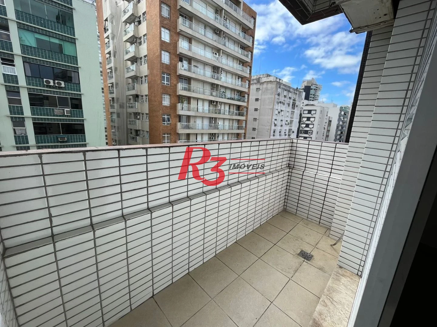 Apartamento com 1 dormitório à venda, 47 m² por R$ 360.000,00 - Gonzaga - Santos/SP