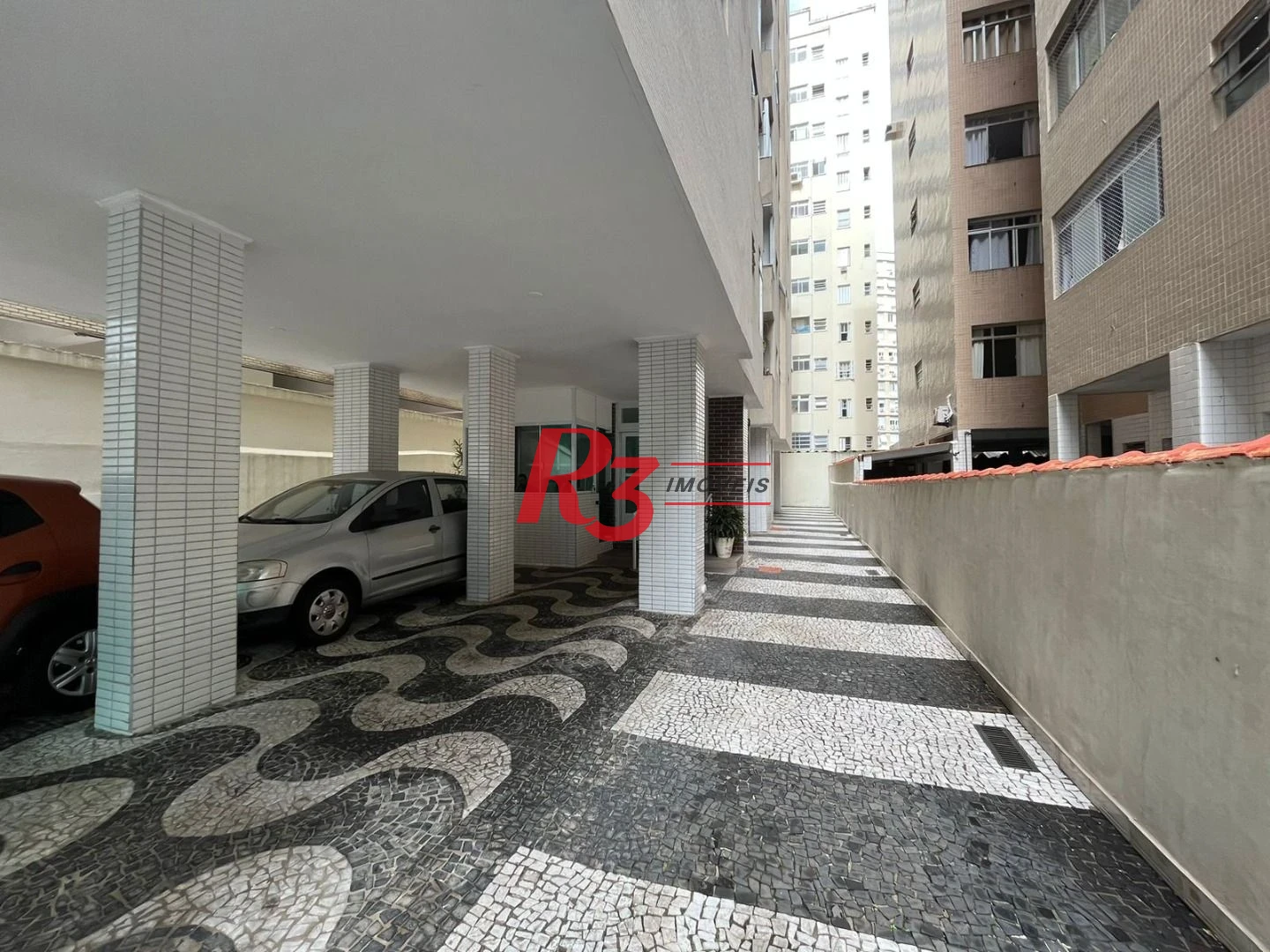 Apartamento com 1 dormitório à venda, 47 m² por R$ 360.000,00 - Gonzaga - Santos/SP