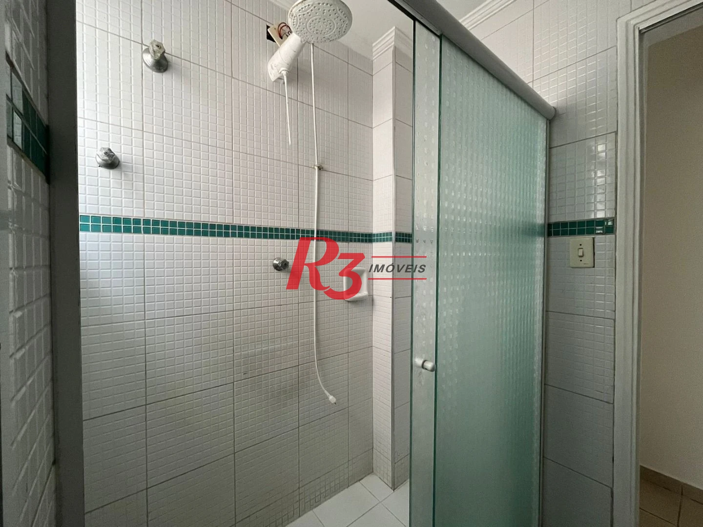 Apartamento com 1 dormitório à venda, 47 m² por R$ 360.000,00 - Gonzaga - Santos/SP