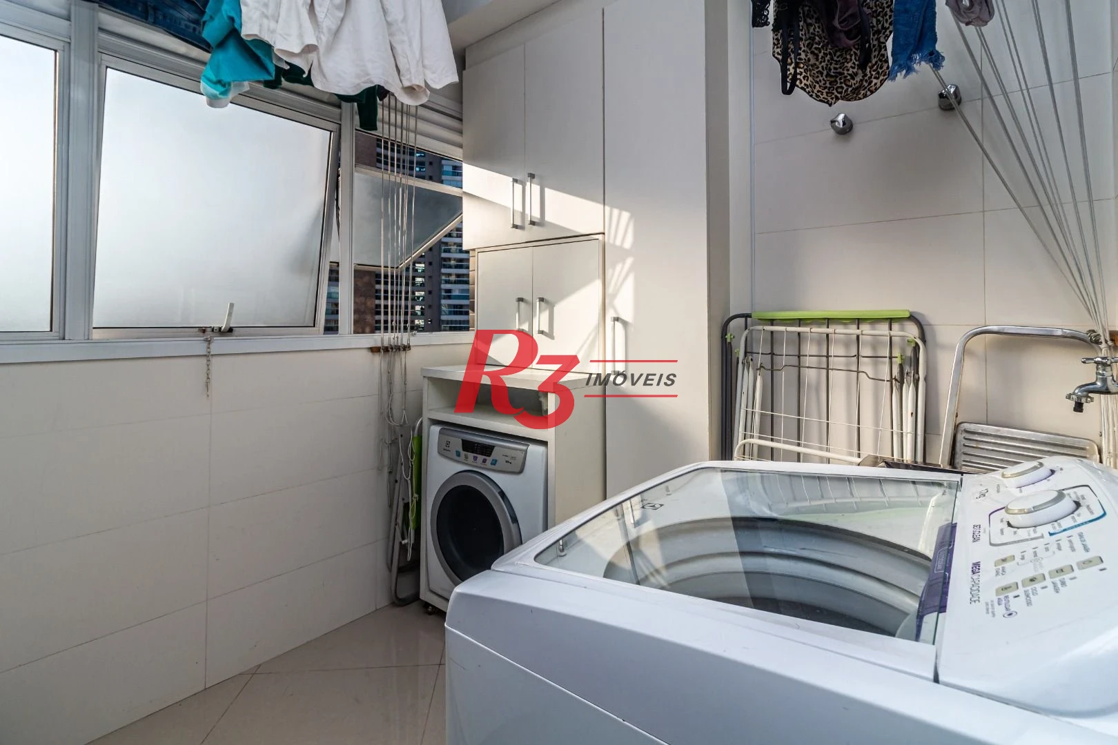Apartamento com 3 dormitórios, 128 m² - venda por R$ 2.450.000,00 ou aluguel por R$ 19.500,00/mês - Embaré - Santos/SP