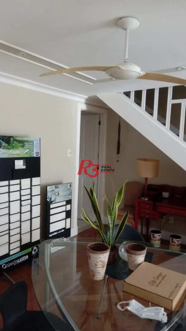 Sobrado com 3 dormitórios à venda, 100 m² por R$ 660.000,00 - Encruzilhada - Santos/SP