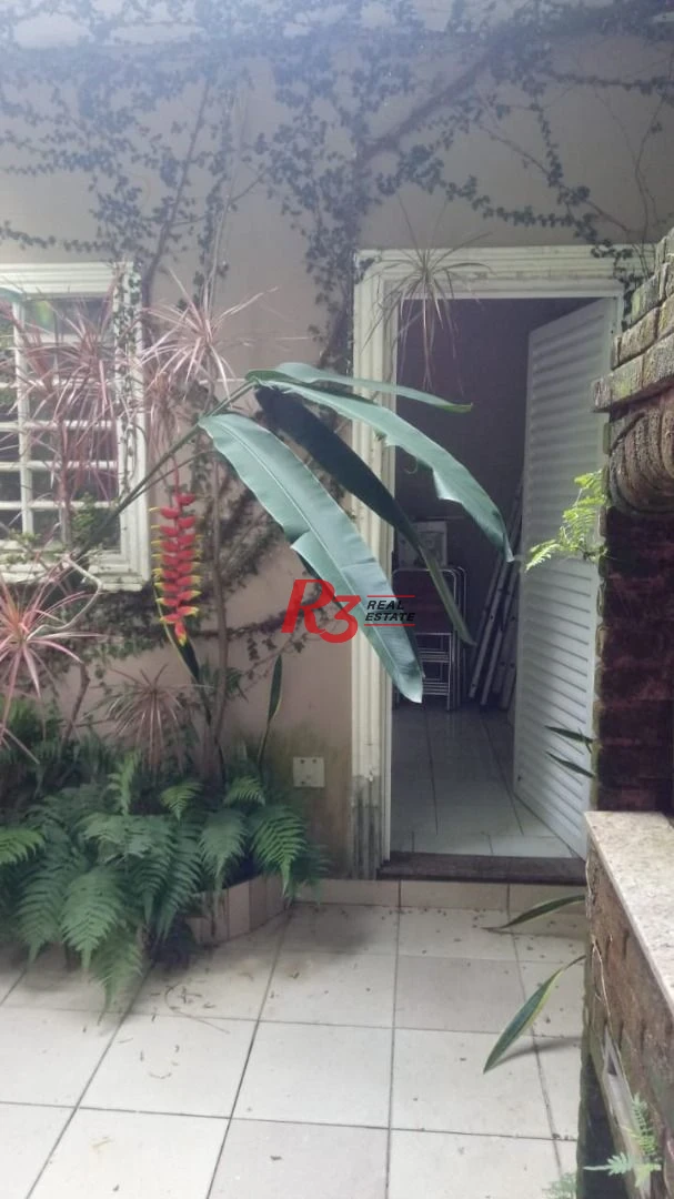 Sobrado com 3 dormitórios à venda, 100 m² por R$ 660.000,00 - Encruzilhada - Santos/SP
