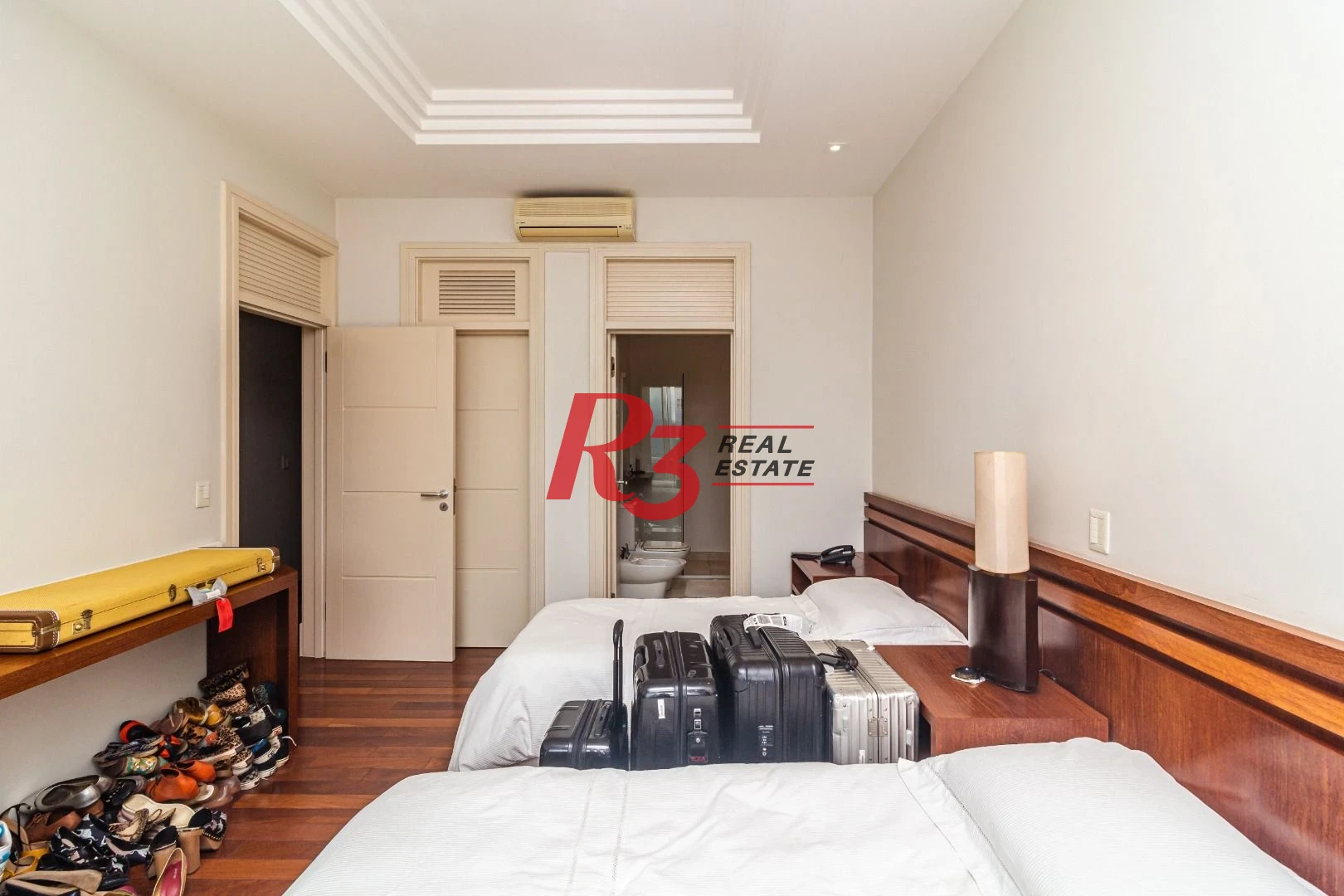 Casa no Condomínio Santa Terezinha com 5 suiítes à venda, 1200 m² - Vista espetacular