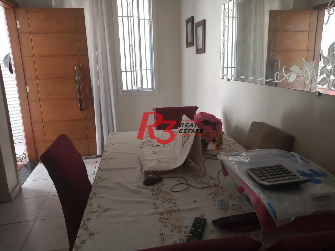 Casa com 3 dormitórios, 103 m² - venda no bairro Marapé - Santos/SP