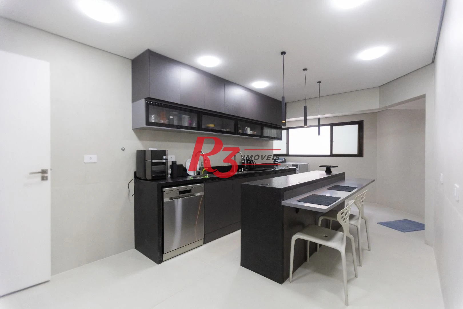 Apartamento com 4 dormitórios à venda, 174 m² por R$ 1.600.000,00 - Aparecida - Santos/SP