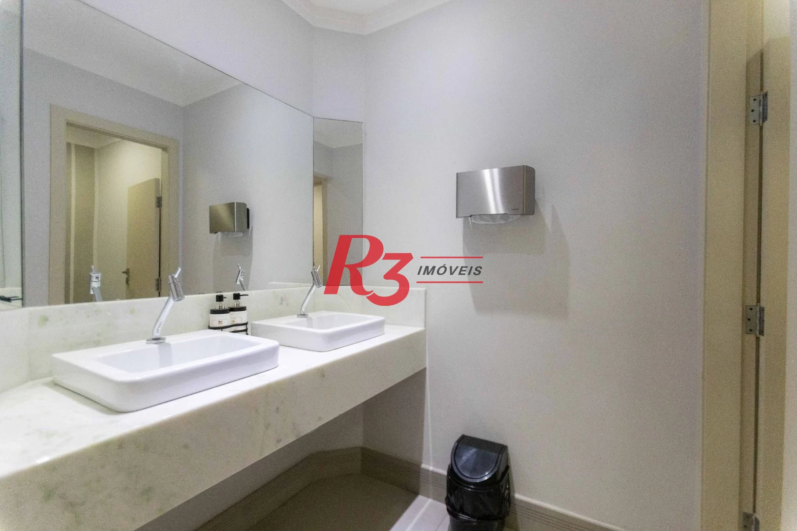 Apartamento com 4 dormitórios à venda, 174 m² por R$ 1.600.000,00 - Aparecida - Santos/SP