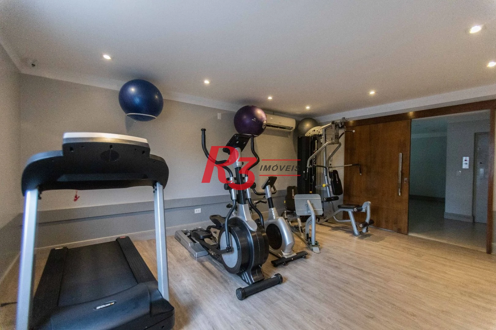 Apartamento com 4 dormitórios à venda, 174 m² por R$ 1.600.000,00 - Aparecida - Santos/SP