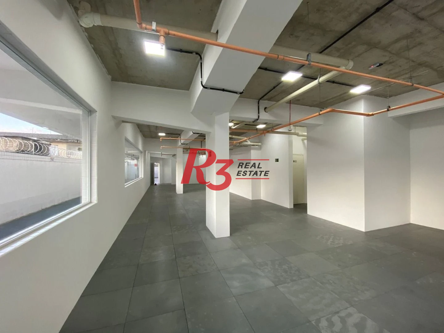 Loja, 172 m² - venda por R$ 1.700.500,00 ou aluguel por R$ 16.060,00/mês - Ponta da Praia - Santos/SP