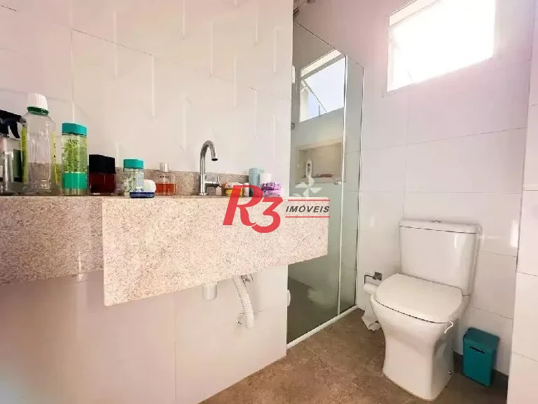 Sobrado com 3 dormitórios à venda, 140 m² por R$ 690.000,00 - Vila Matias - Santos/SP