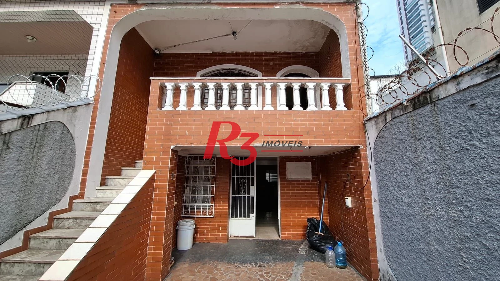 Sobrado com 2 dormitórios para alugar, 250 m² por R$ 5.500,00/mês - Pompéia - Santos/SP