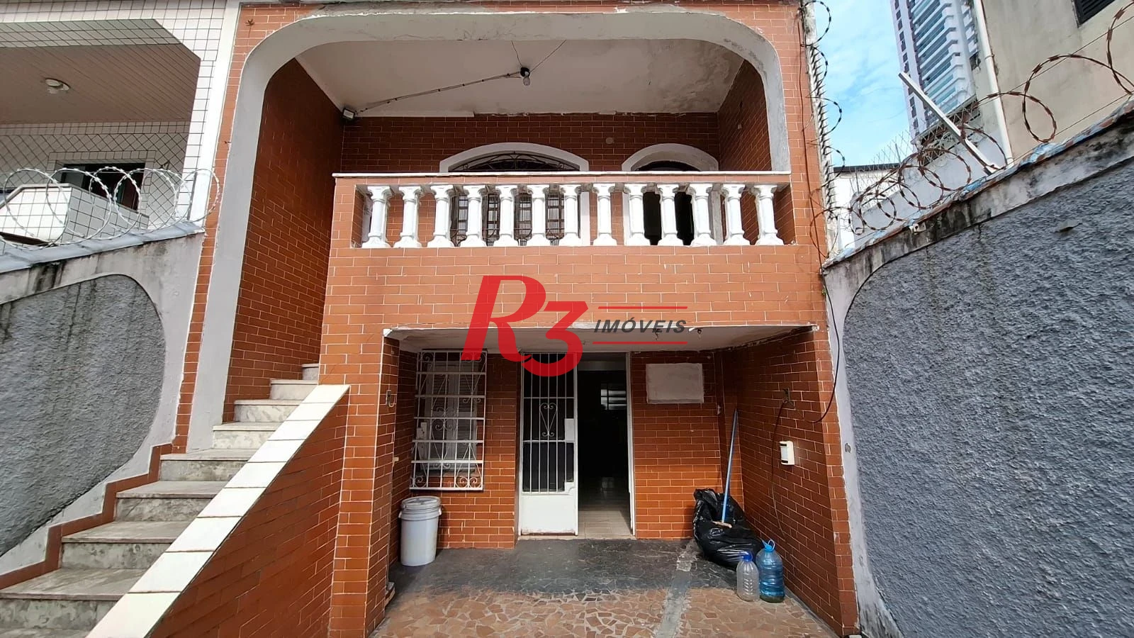 Sobrado com 2 dormitórios para alugar, 250 m² por R$ 5.500,00/mês - Pompéia - Santos/SP