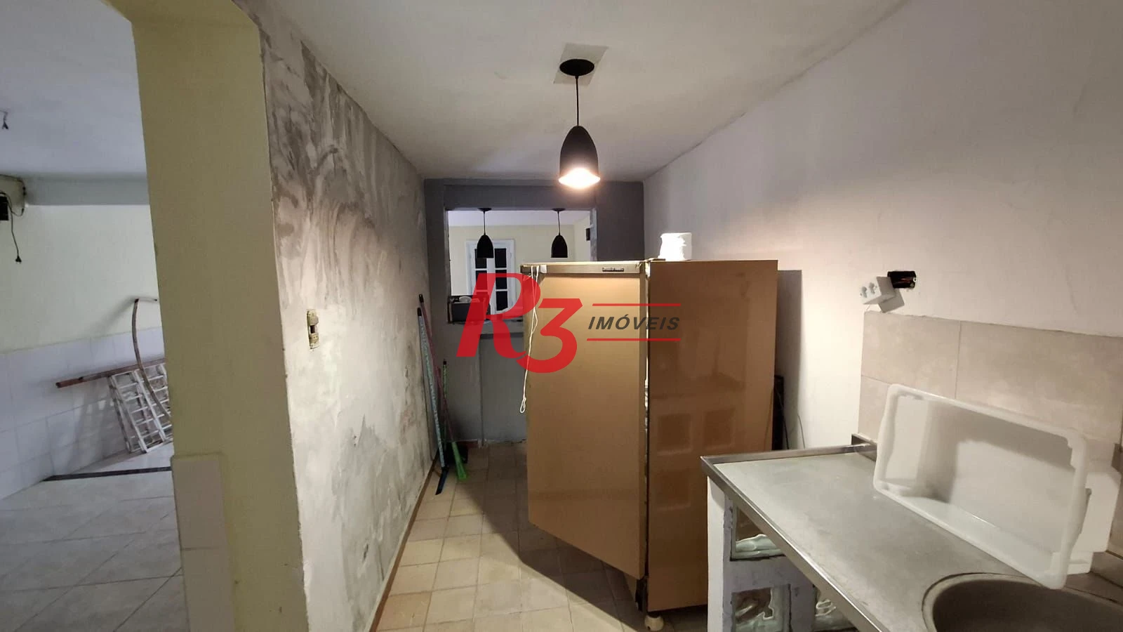 Sobrado com 2 dormitórios para alugar, 250 m² por R$ 5.500,00/mês - Pompéia - Santos/SP