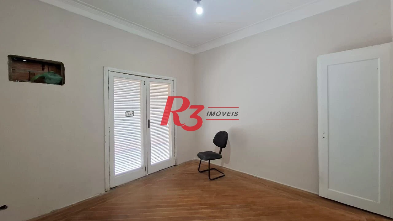Sobrado com 2 dormitórios para alugar, 250 m² por R$ 5.500,00/mês - Pompéia - Santos/SP