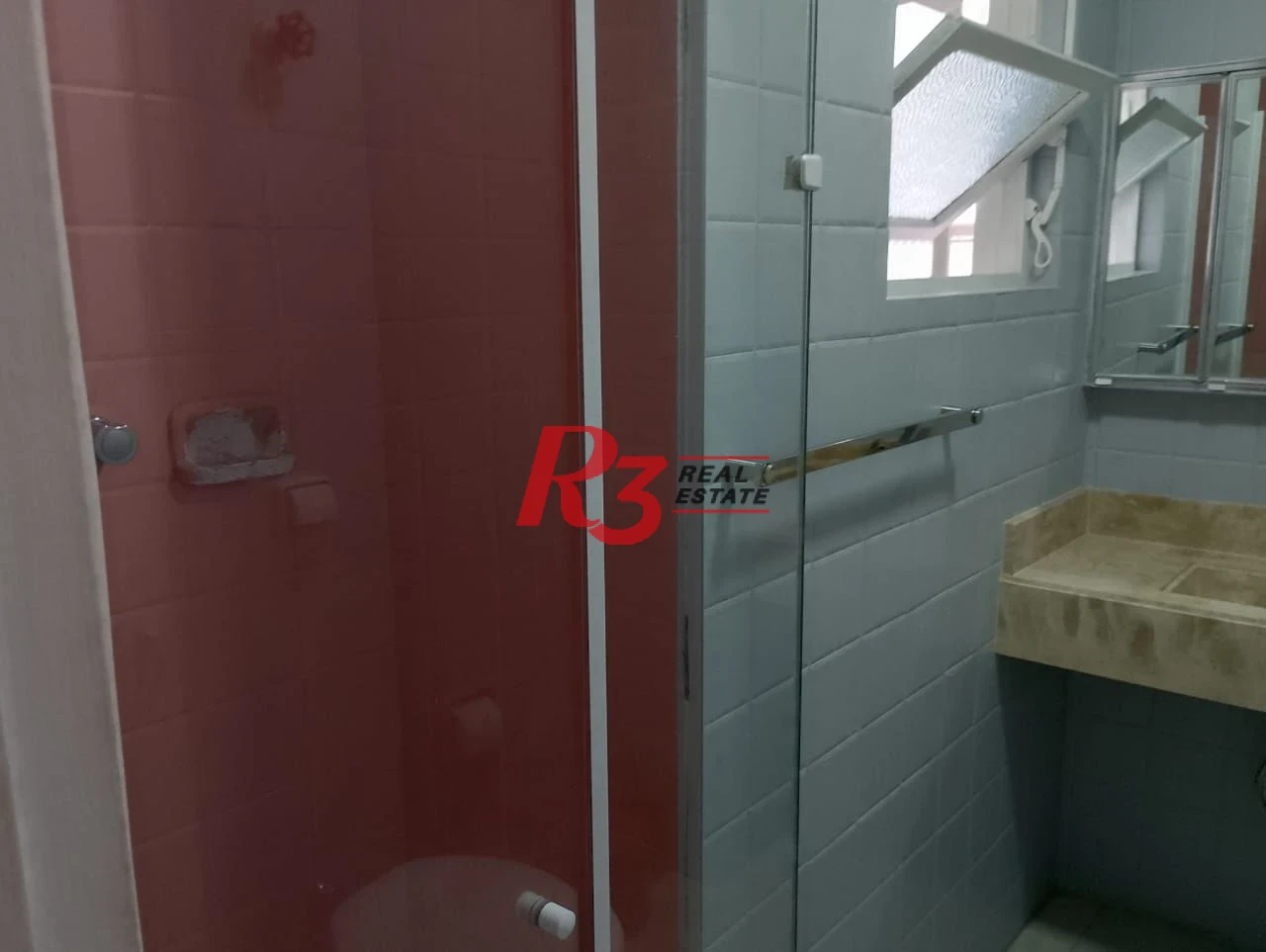 Kitnet com 1 dormitório à venda, 40 m² por R$ 375.000,00 - Gonzaga - Santos/SP