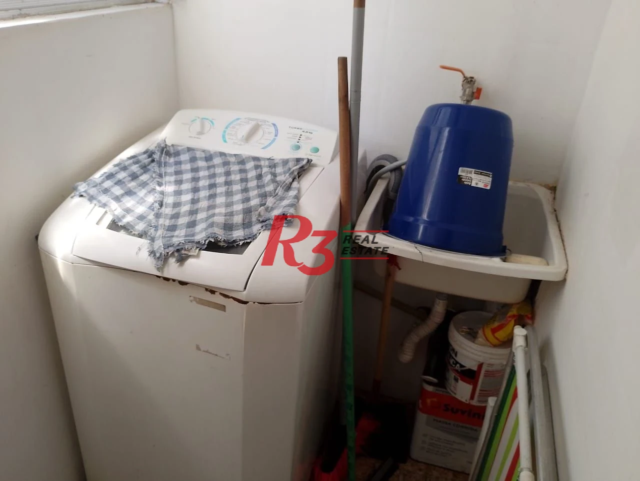 Kitnet com 1 dormitório à venda, 40 m² por R$ 375.000,00 - Gonzaga - Santos/SP