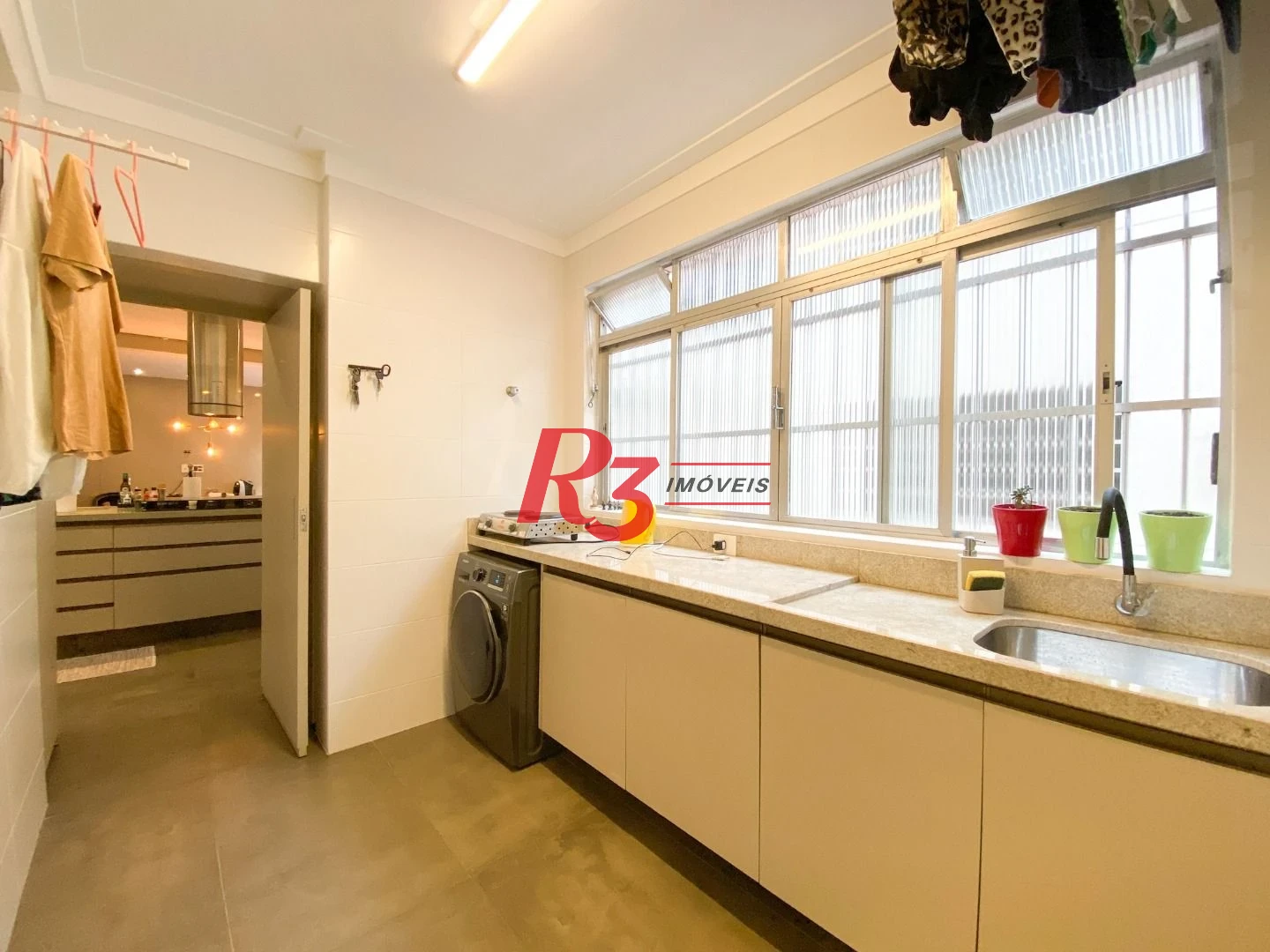 Apartamento à venda, 186 m² por R$ 1.300.000,00 - Embaré - Santos/SP
