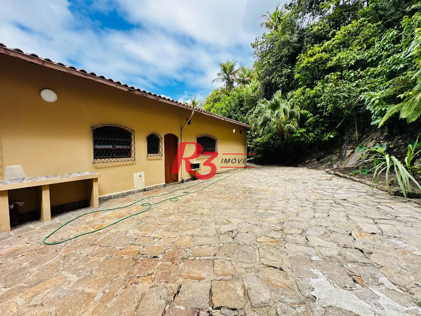 Casa com 6 dormitórios para alugar, 551 m² por R$ 15.000,00/mês - Morro Santa Terezinha - Santos/SP