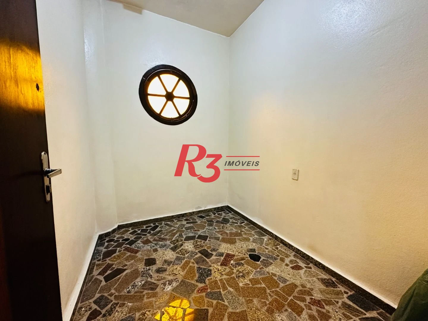 Casa com 6 dormitórios para alugar, 551 m² por R$ 15.000,00/mês - Morro Santa Terezinha - Santos/SP