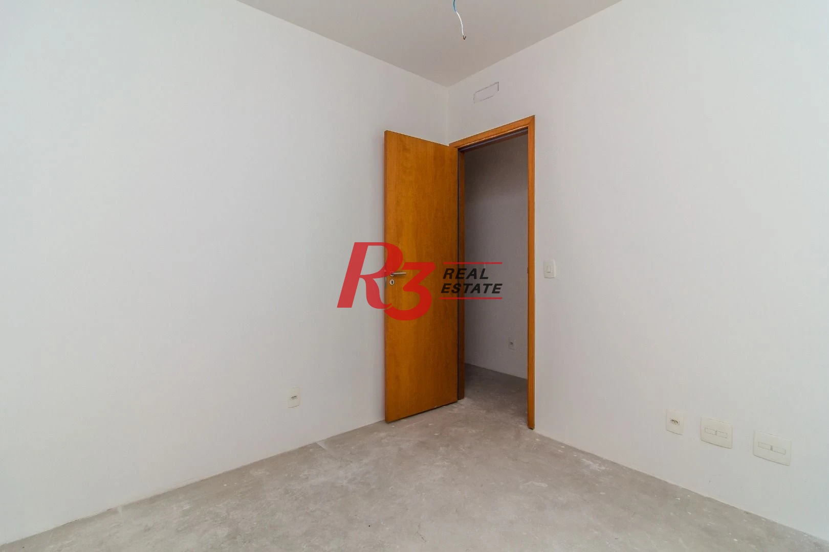 Apartamento Duplex à venda, 131 m² por R$ 989.000,00 - Encruzilhada - Santos/SP