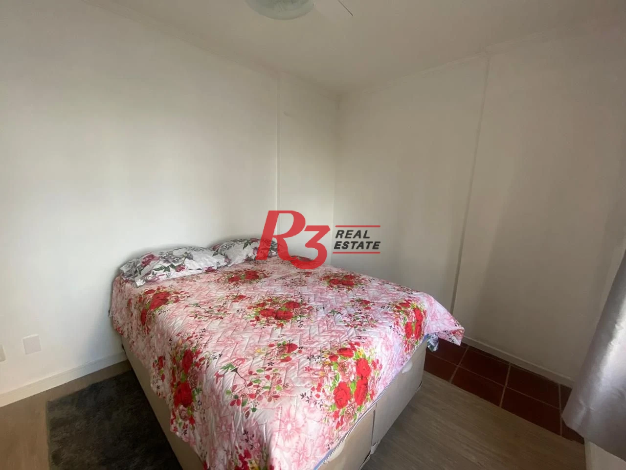 Apartamento com 1 dormitório à venda, 43 m² por R$ 250.000,00 - Itararé - São Vicente/SP
