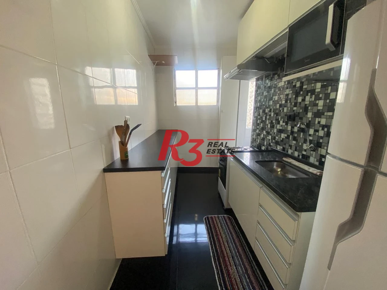 Apartamento com 1 dormitório à venda, 43 m² por R$ 250.000,00 - Itararé - São Vicente/SP