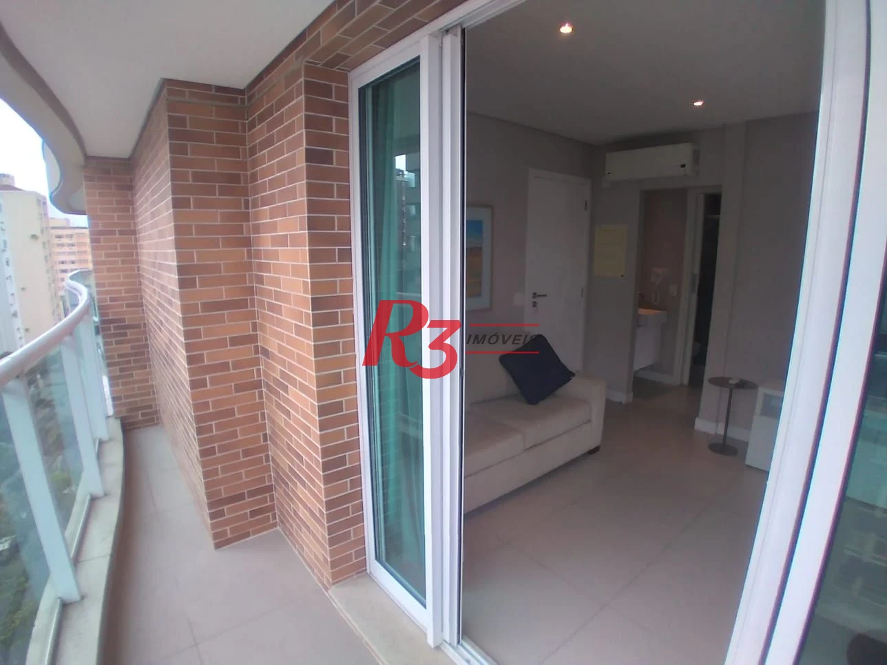 Apartamento com 1 dormitório à venda, 48 m² por R$ 740.000,00 - Pompéia - Santos/SP