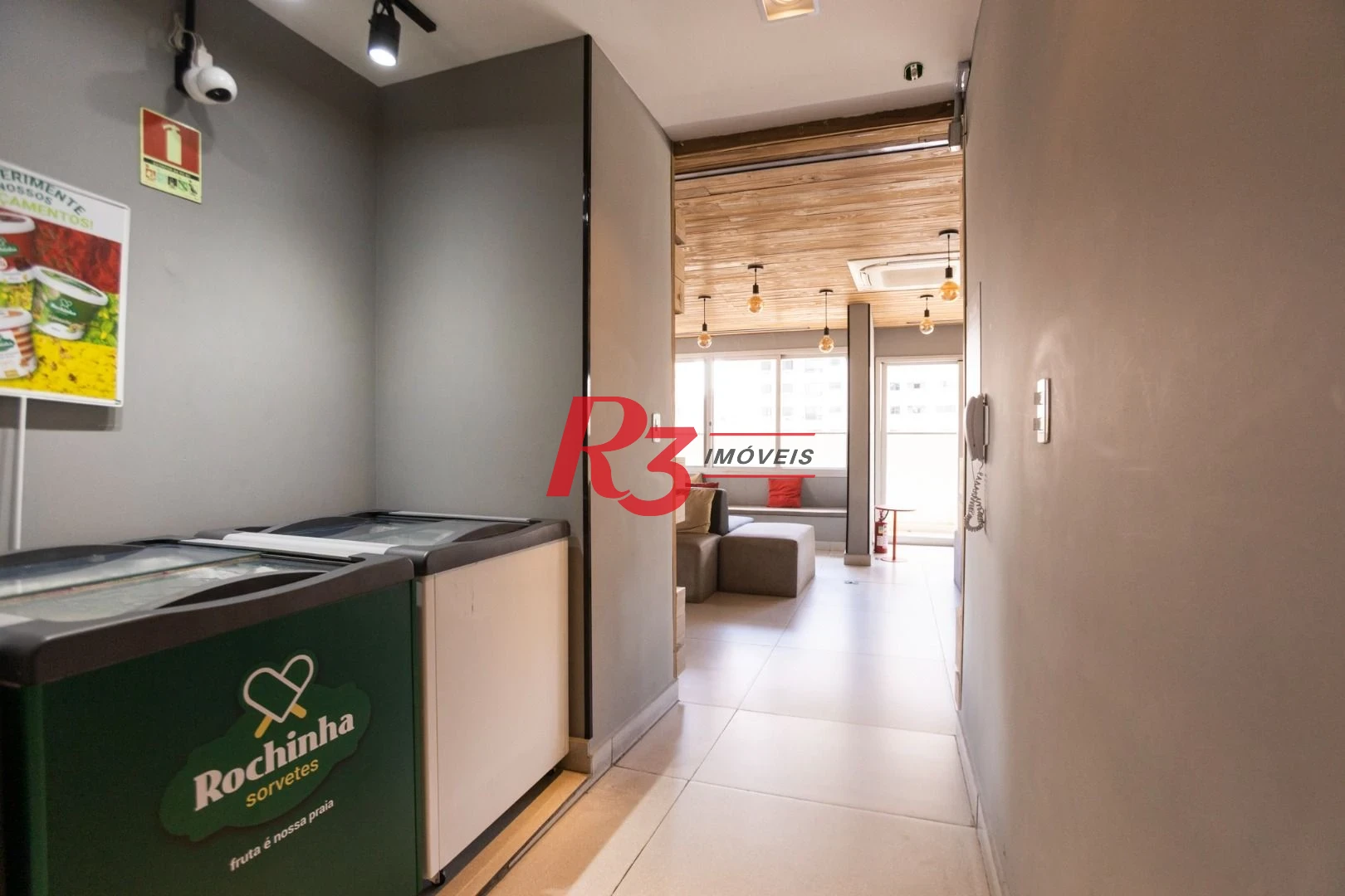 Apartamento com 2 dormitórios à venda, 70 m² por R$ 997.000,00 - Embaré - Santos/SP