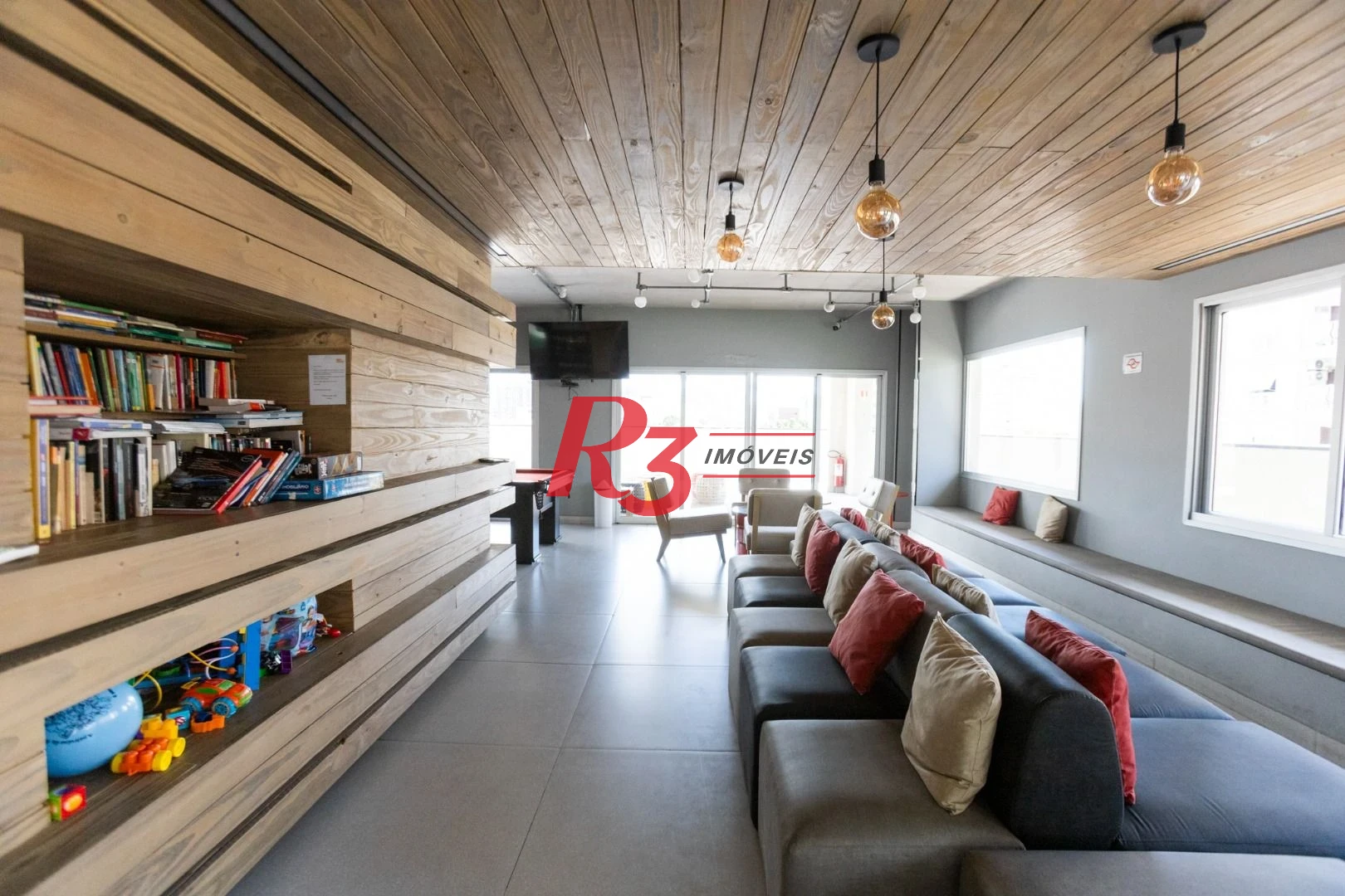 Apartamento com 2 dormitórios à venda, 70 m² por R$ 997.000,00 - Embaré - Santos/SP