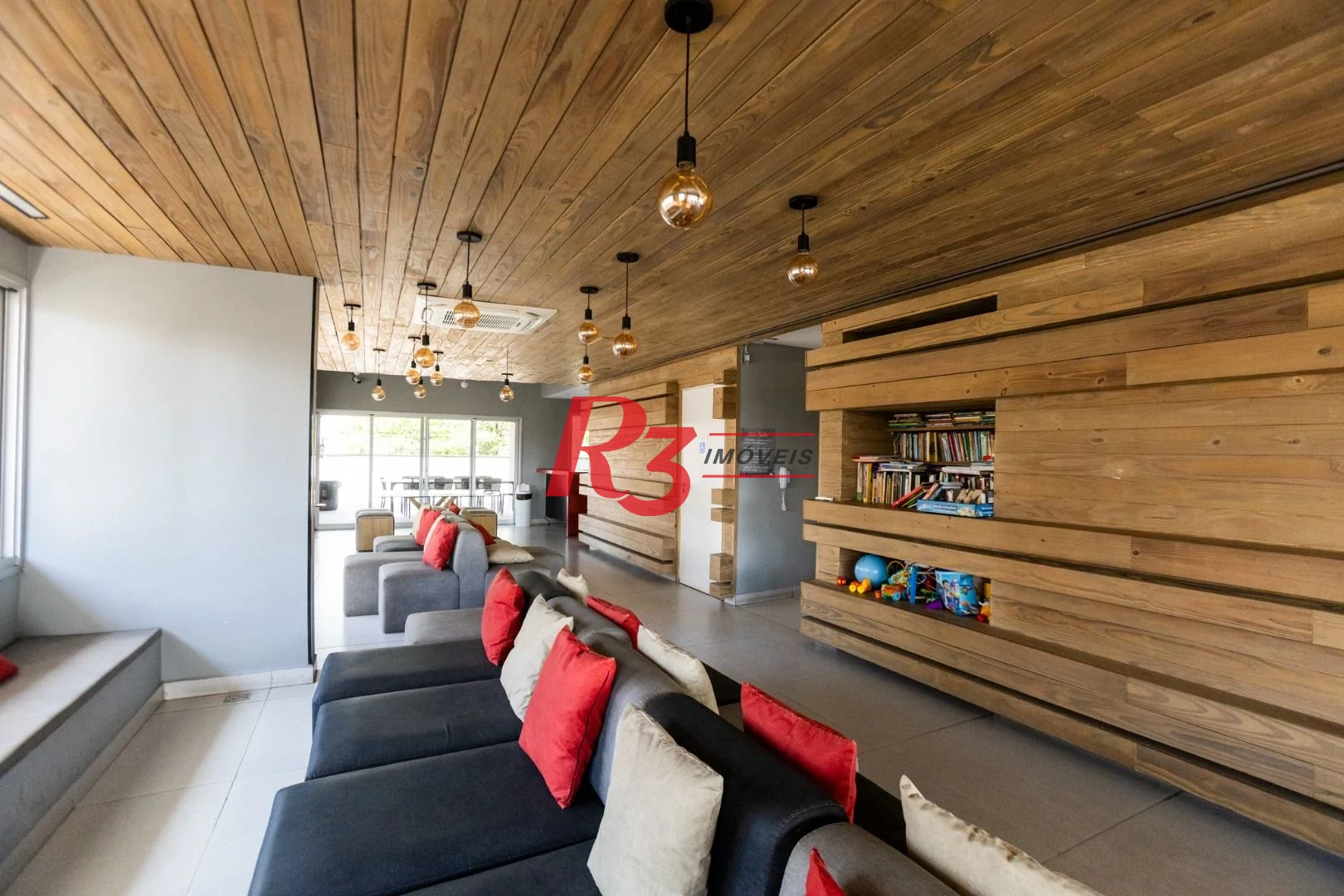 Apartamento com 2 dormitórios à venda, 70 m² por R$ 997.000,00 - Embaré - Santos/SP