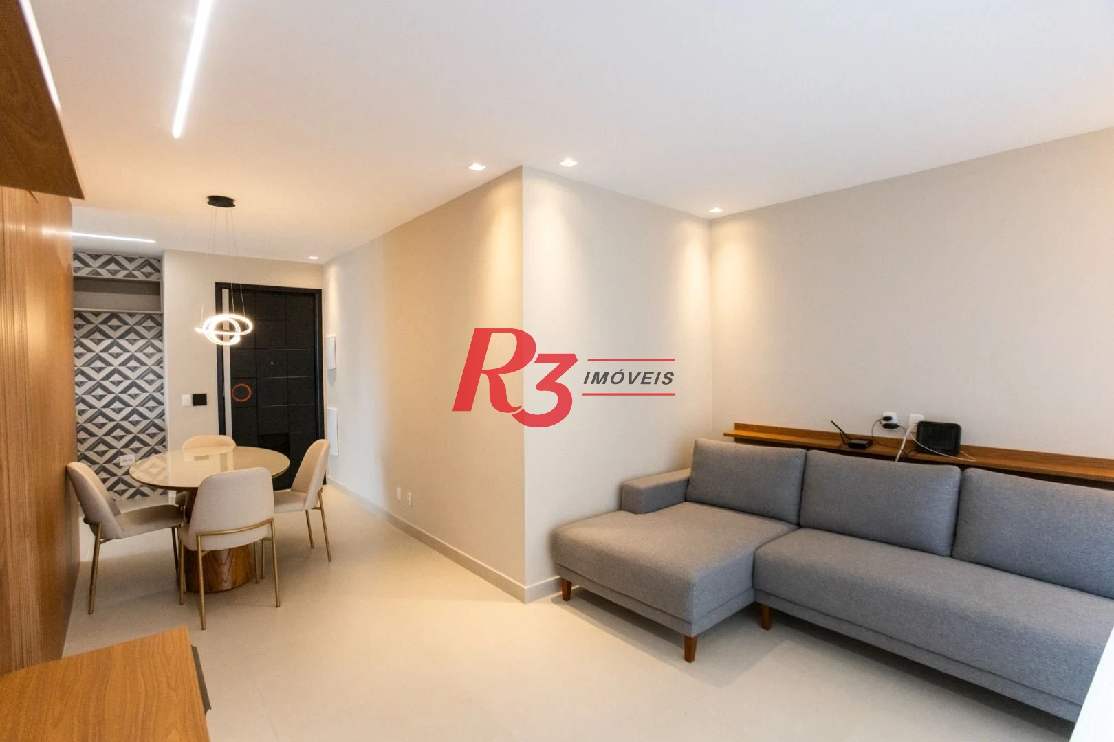 Apartamento com 2 dormitórios à venda, 70 m² por R$ 997.000,00 - Embaré - Santos/SP