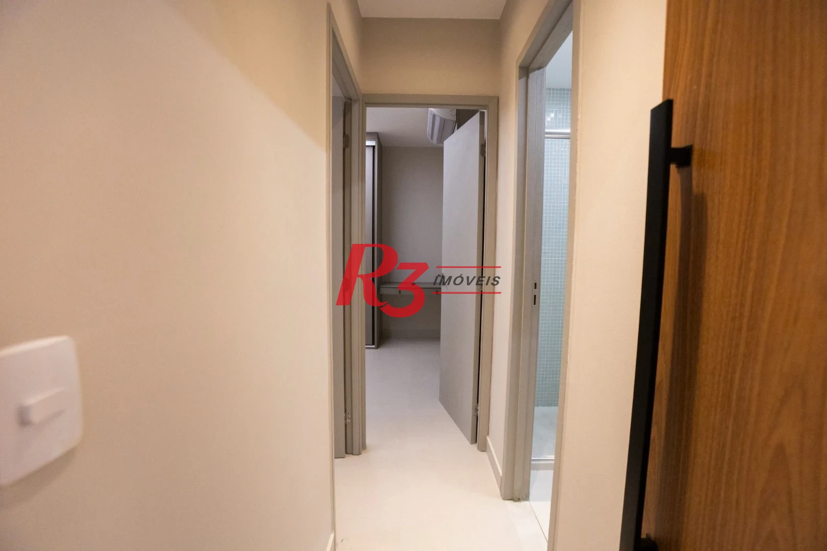 Apartamento com 2 dormitórios à venda, 70 m² por R$ 997.000,00 - Embaré - Santos/SP