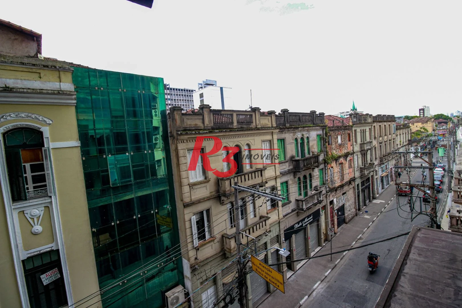 Sala comercial no Centro de Santos