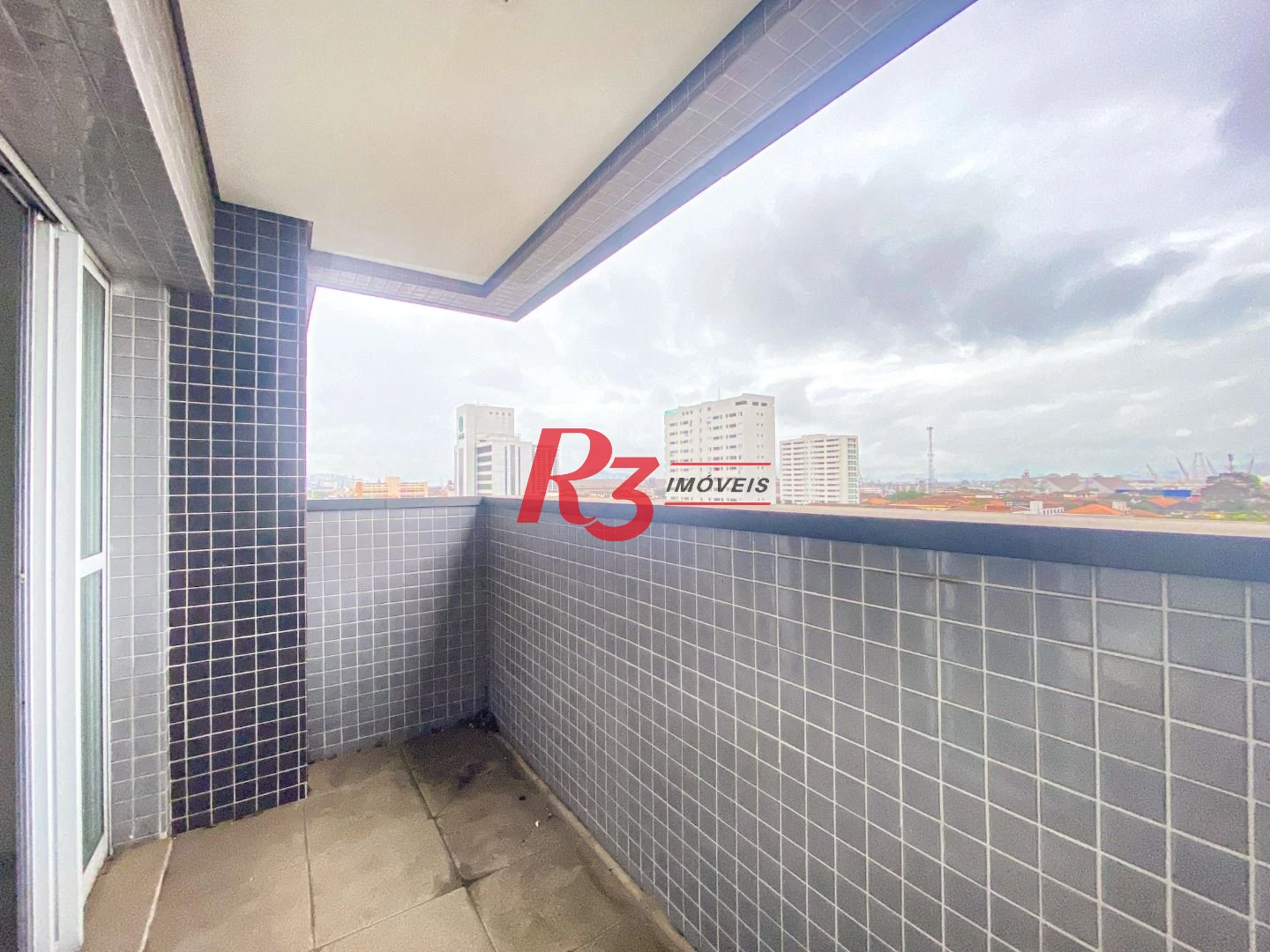 Sala à venda, 44 m² - Encruzilhada - Santos/SP