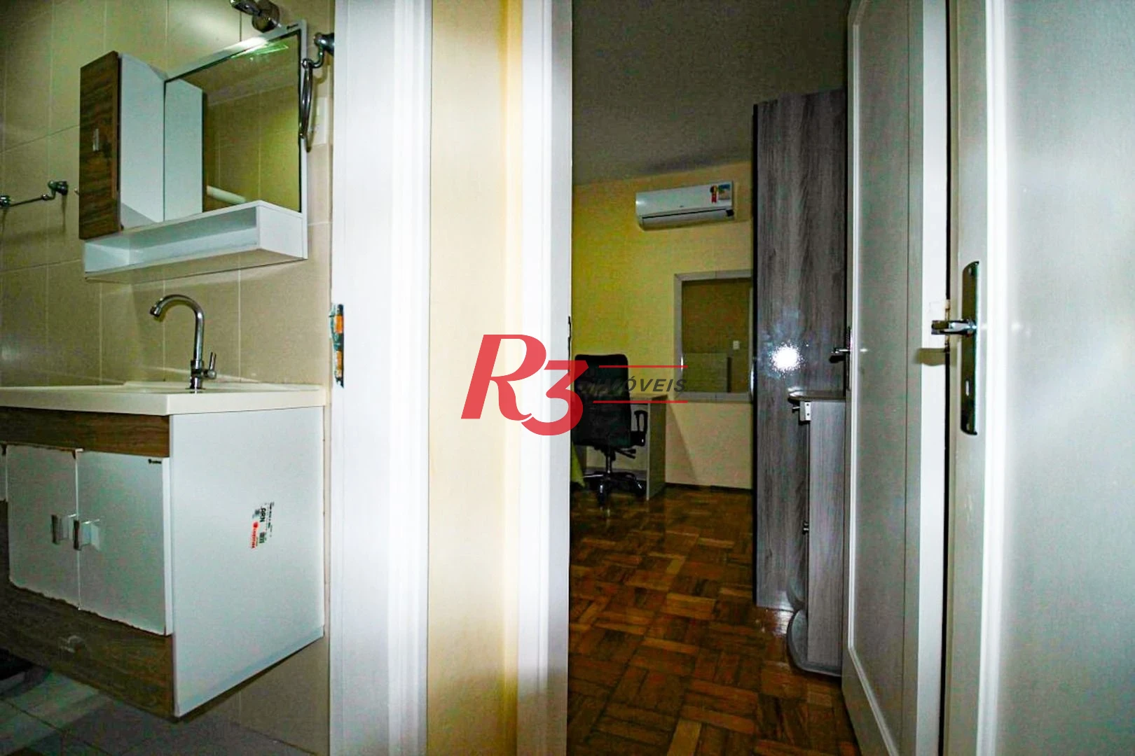 Apartamento à venda, 156 m² por R$ 950.000,00 - Gonzaga - Santos/SP